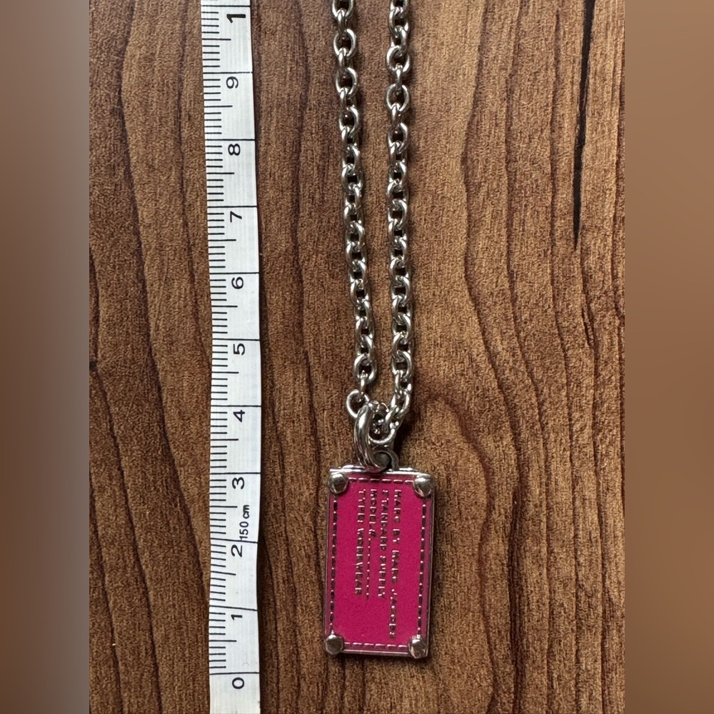 Marc Jacobs dog tag pendant pink